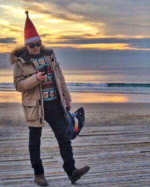 Luís Simões Instagram - As luzes neste Natal estiveram muito bem. 👌😜

Saúde, paz e amor! 😘🎄✨

#goodvibes #xmastime #merrychristmas #pordosol #sunset