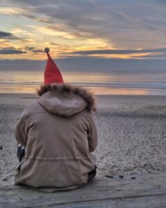 Luís Simões Instagram - As luzes neste Natal estiveram muito bem. 👌😜 Saúde, paz e amor! 😘🎄✨ #goodvibes #xmastime #merrychristmas #pordosol #sunset