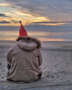 Luís Simões Instagram - As luzes neste Natal estiveram muito bem. 👌😜

Saúde, paz e amor! 😘🎄✨

#goodvibes #xmastime #merrychristmas #pordosol #sunset
