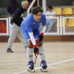 Luís Simões Instagram - Voltaram-me a pôr os patins... 🛼🏑H.C.B.V.🔵⚪ 📸@bau.mario77 @festaefestatvi #hoquei #hoqueipatins #festaéfesta #sobrerodas #tvi #tvinovelas #goodvibes