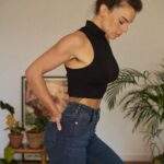 Lucía Martín Abello Instagram - Just @matcha.jeans 🍑💙🥵 #matchajeans 📸: La beauty @cicutafilms 💕