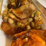 Lucía Martín Abello Instagram – Etiquetas en el culi NO NO NO
Cocido vegano YES YES YES 🐽
