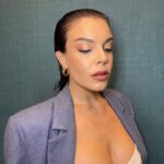 Lucía Martín Abello Instagram - Lookazo para @sansebastianfes ✨ @charlottetilbury @pablomaciassr @joseherrerastylist @mariavittoriapaolillo @stevemaddenesp @cazal_official #sansebastianfes #lanoviagitana