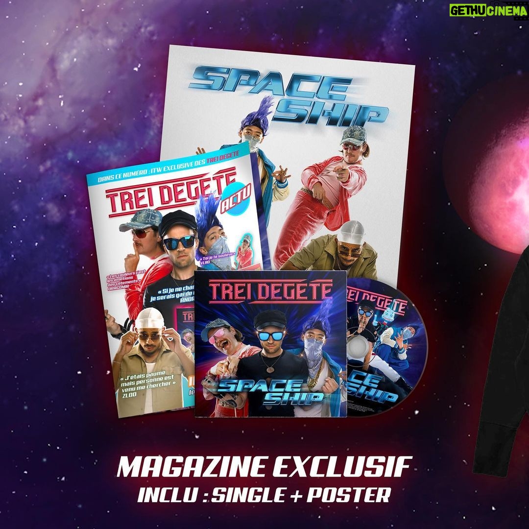Lucas Hauchard Instagram - Vous ne rêvez pas : je lis un magazine Trei Degete. On l’a fait comme dans les années 2000 : 20 pages, 1 poster, et le single physique de ‘Spaceship’ ! On a aussi fait un peu de merch intergalactique 🌍 Lien de la boutique en bio ! Design magazine @theodorebonnet Design merch @florenthauchard