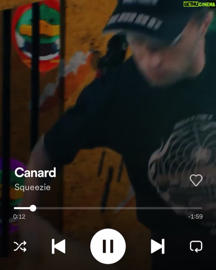 Lucas Hauchard Instagram - ‘Canard’ est dispo sur toutes les plateformes 🎶