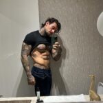 Lucas Lucco Instagram – Lembrou que tá precisando de Whey e Creatina? 

O site da minha marca de suplementos tá com preços incríveis de Black November. Use o cupom LUCAS10 pra ter ainda mais desconto e bons treinos!