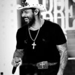 Lucas Lucco Instagram – O sertanejo perdeu um cara mt especial e uma das vozes mais marcantes da nossa geração. As músicas que esse cara cantou nunca serão esquecidas. Que Deus cuide e dê forças à filha que ficou sem o pai, à mãe que perdeu seu filho e à esposa que perdeu o companheiro. Meus pêsames à família do João. Sinto muito! 🙏🏽