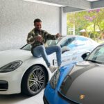 Lucas Lucco Instagram - Fiz umas contas e percebi que passo em média 200 horas por ano dirigindo nas estradas + 56 horas por mês dirigindo na cidade. E sabe a que conclusão eu cheguei? Nenhuma. Eu nem preciso fazer conta pra entender que: 1 - Eu amo dirigir 2 - Eu amo Porsche 3 - Eu amo dirigir Porsche 4 - Eu preciso trabalhar pra comprar mais Porsche 5 - Tô virando sócio da @porschebexp