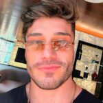 Lucas Viana Instagram - Dezembro chegando e você percebendo que vai ser mais um Natal que não vai jantar na casa da sogra. Isso te assusta ou te conforta? 👀 São Paulo, Brazil