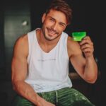 Lucas Viana Instagram - Live the boss life 😎 Com o cartão de pagamento mais estiloso em qualquer hora, não importa o lugar! Pré-registre agora @lanistar 💳 #publi São Paulo, Brazil