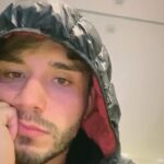 Lucas Viana Instagram - Em uma circunstância de pandemia e caos social somos capazes de medir a nossa empatia com o cuidado não apenas à nós mesmos, mas à todos que estão passando pelo mesmo medo. Uma vez que antes tínhamos as pessoas, mas não tínhamos tempo... Agora temos o tempo mas não temos as pessoas. Oro para que essa crise seja um divisor de águas para todos e que possamos sair dela menos egoístas e mais atentos. Precisamos valorizar mais os momentos e menos os bens... Da nossa vida, só levamos as boas memórias que criamos. 🙏🏻❤️ São Paulo, Brazil