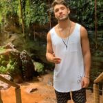 Lucas Viana Instagram - Fico "catatônico" admirando as paisagens daqui... Jalapão 💚 Cânion Sussuapara, Jalapão Tocantins