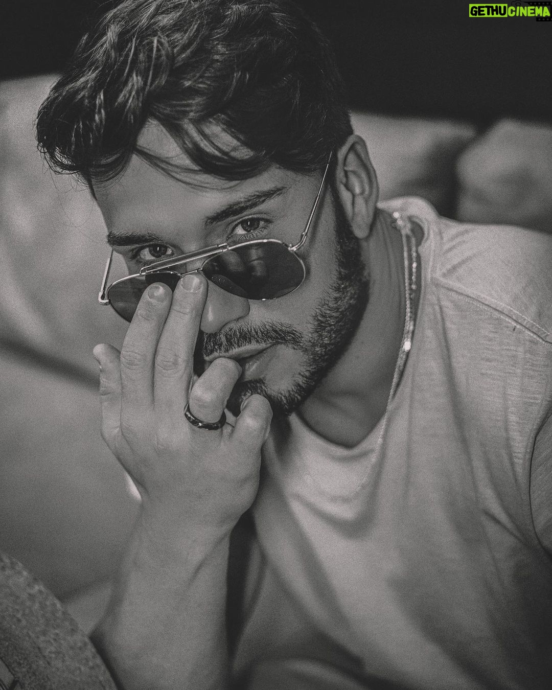 Lucas Viana Instagram - Colorida ou preto e branco? T么 na duvida 馃憖 S茫o Paulo, Brazil