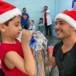 Lucas Viana Instagram - Sempre acreditei que a vida é apenas uma oportunidade de fazer o bem. Agora encarando a vida real aqui fora, a vontade de retribuir todo o carinho que eu tenho recebido é gigante. Precisamos estar cada vez mais atentos ao que nos cerca e sempre refletir em como podemos fazer a diferença. Hoje fui conhecer a ABADS (Associação Brasileira de Assistência e Dese), uma instituição sem fins lucrativos que atende cerca de 980 crianças e jovens com Deficiência Intelectual e Autismo nas áreas de saúde, Educação e Emprego apoiado. Me emocionei muito em ter tido o privilégio de poder viver essa experiência e venho aqui para incentivar todos vocês a conhecer essa instituição. Obrigado @abads_org por terem me recebido tão carinhosamente! 🥰🙏🏻 "Está no segredo de fazer o bem uma forma simples de se ter paz interior". 🙏🏻❤ ABADS - Associação Brasileira de Assistência e Desenvolvimento Social