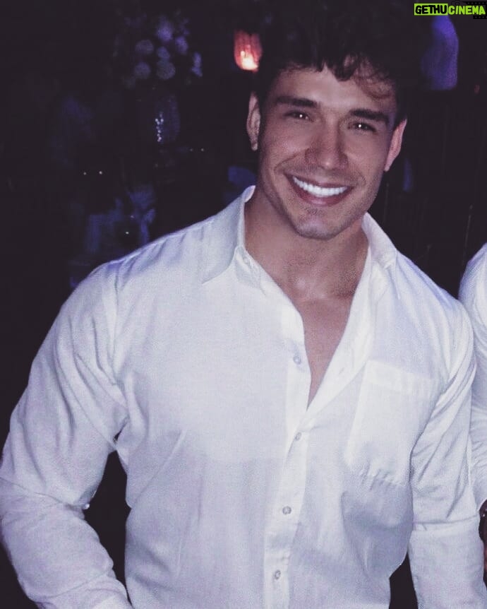Lucas Viana Instagram - Um novinho desse passando na sua timeline pra desejar uma ótima semana 😁👋