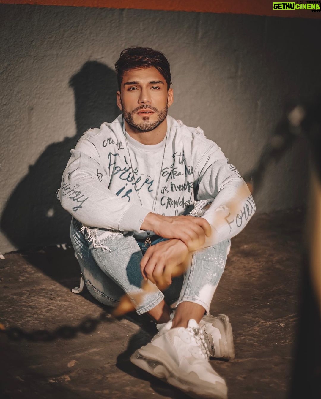 Lucas Viana Instagram - E esse frio galera? Vai com calma frozen 🥶😂 Quantos graus está aí na cidade de vcs? 👀 São Paulo, Brazil