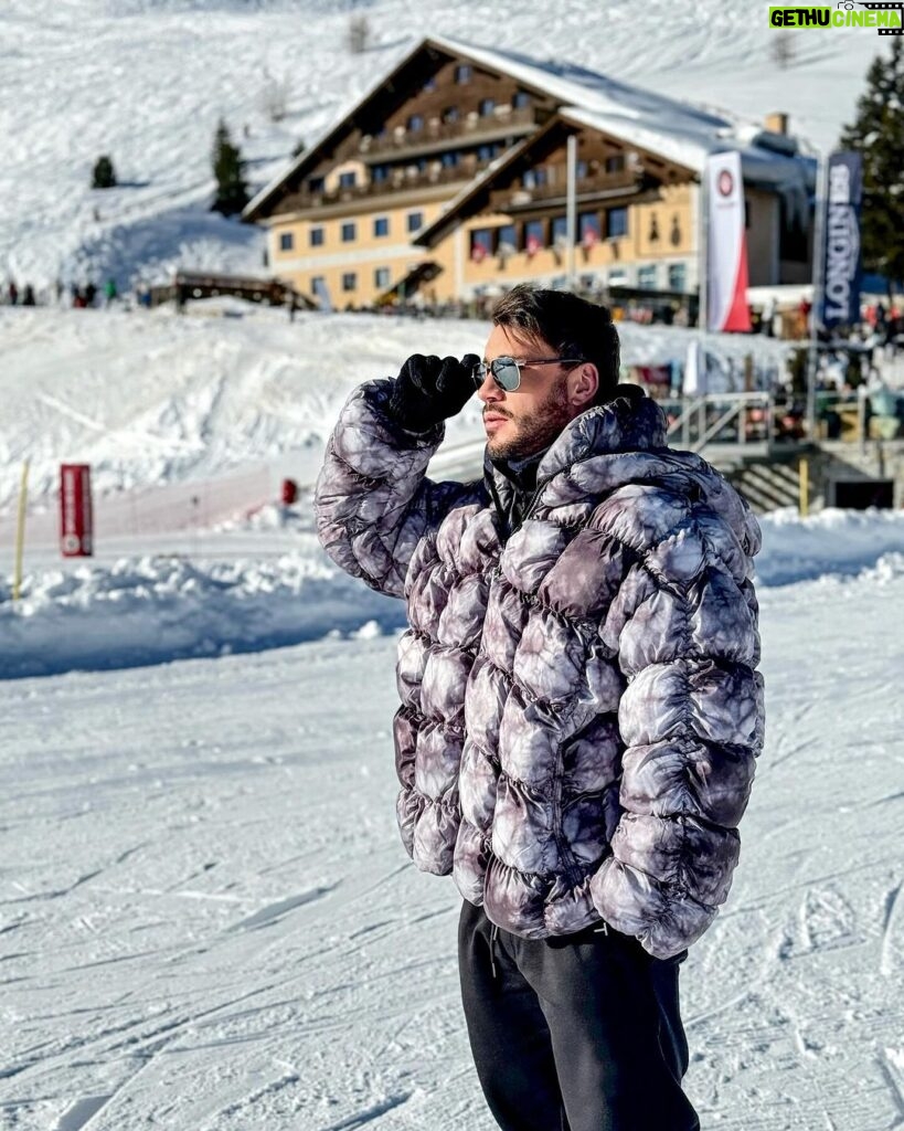 Lucas Viana Instagram - Snow wonderland ❄🇨🇭 Saint Moritz, Switzerland