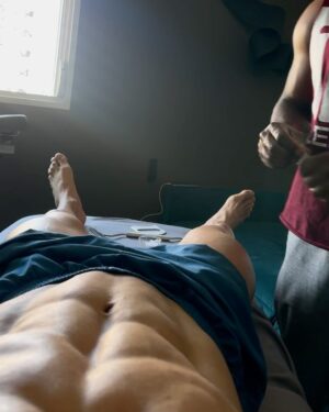 Lucas Viana Instagram - Registro para lembrar a mim mesmo o poder da disciplina diária. A dedicação é sempre recompensada e o melhor presente que podemos nos dar é cuidarmos da nossa saúde. Projeto verão é bacana, mas ainda mais incrível é levar o “foco” como um estilo de vida! Quem tá comigo? 👊🏻