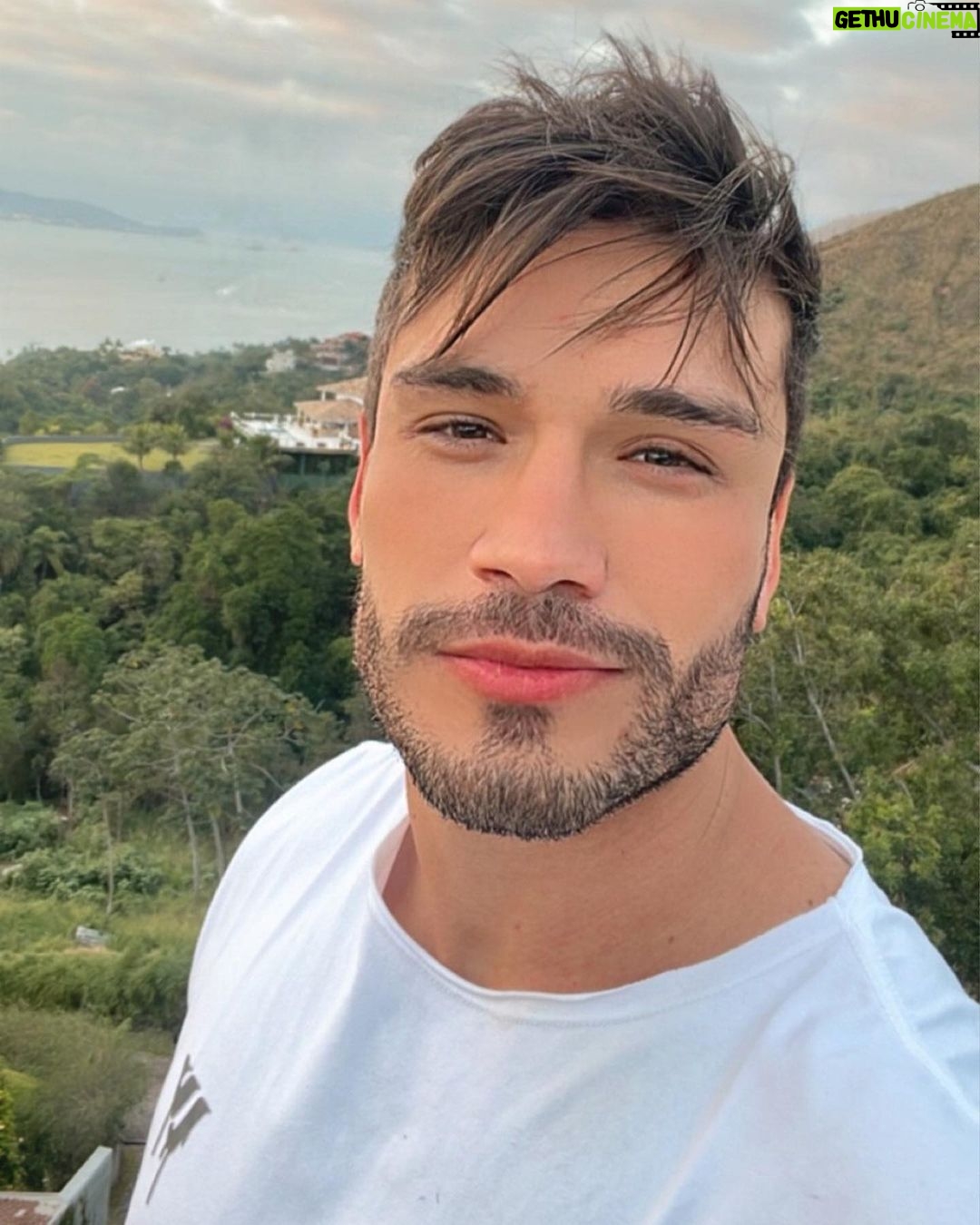 Lucas Viana Instagram - Quando chega domingo e vc nΓ£o fica triste porque lembra que tem viagem pra um lugar mto top essa semana πΊπ» Quem quer acompanhar mais uma trip irada? ππ»