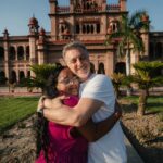 Luciano Huck Instagram - A Nádia é a materialização do verbo “servir” e de tudo que eu acredito. ❤️ Dona de um coração gigante, com o pouco que tem, ela alimenta mais de 600 pessoas por semana, através do seu projeto solidário chamado @sopao_da_esperanca em Juazeiro. Fiquei muito apaixonado na história da Nádia e resolvemos dar uma força no projeto.Se você quiser e puder colaborar, contribua com o @sopao_da_esperanca através da vakinha disponível na minha bio e nos stories. 📸: @isthisreal