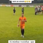 Luciano Huck Instagram - Um momento para aquecer nossos corações: o reencontro desse jogador com sua avó. Amor e saudade transbordando em cada abraço. ❤️🥹