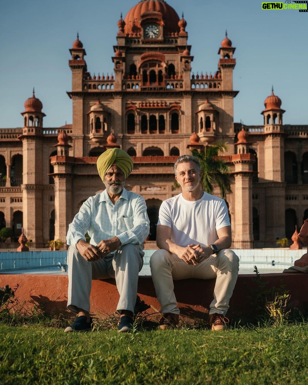 Luciano Huck Instagram - Registros da nossa passagem pela India. Uma das experiências mais intensas da minha vida. E valeu muito a pena. Breve no @domingao 📸 @isthisreal India : इंडिया