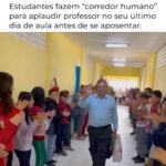 Luciano Huck Instagram - O último dia de trabalho do professor Jacy Silveira foi especial e emocionante, graças aos estudantes da Escola Municipal David Gomes no Espírito Santo, que resolveram o homenagear. 😍 Os alunos e funcionários se uniram e fizeram um “corredor humano” para aplaudir o docente na sua despedida. Após 35 anos de trabalho e dedicação à educação, Jacy irá se aposentar. Uma homenagem mais que merecida! Viva os profissionais da educação! 👏👏