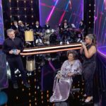 Luciano Huck Instagram – Estreamos o Quem Vem Pra Cantar com o pé direito. ❤️

Com a presença da minha amada amiga @pretagil. Depois de um ano intenso, é muito lindo vê-la no Palco do @domingao esbanjando alegria, saúde e luz.

Um domingo de carnaval especial, com direito a surpresa da @alcione que eu sou fã demais. Foi lindo! 😍

Obrigado, obrigado!