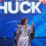 Luciano Huck Instagram – Estreamos o Quem Vem Pra Cantar com o pé direito. ❤️
Com a presença da minha amada amiga @pretagil. Depois de um ano intenso, é muito lindo vê-la no Palco do @domingao esbanjando alegria, saúde e luz.
Um domingo de carnaval especial, com direito a surpresa da @alcione que eu sou fã demais. Foi lindo! 😍
Obrigado, obrigado!