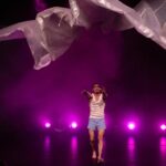 Luciano Rosso Instagram - n’exagérons pas APOCALIPSYNC Dernière semaine au @rondpointparis Jusqu’au dimanche à 18h30 Ph : Rose Fayet @focusrose_photographie Théâtre du Rond-Point