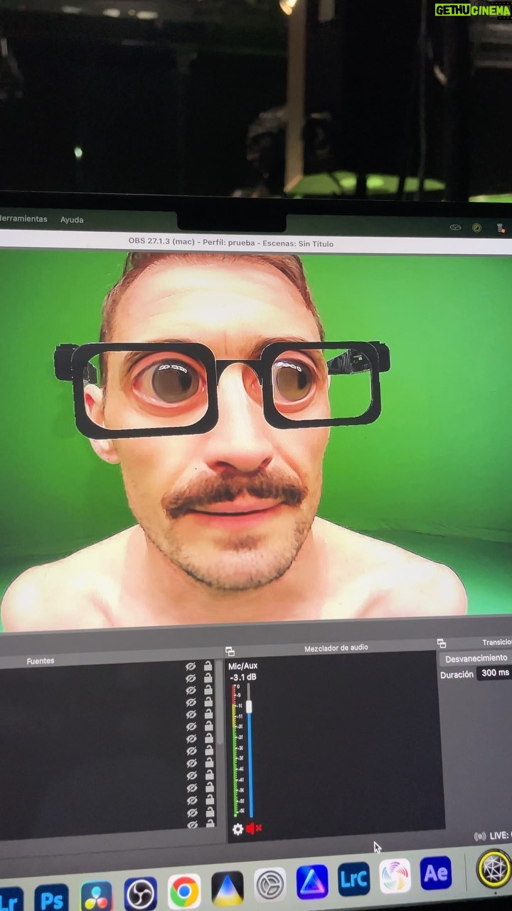 Luciano Rosso Instagram - Dystopia de @unpoyorojo Hasta el 10 de julio en @mataderomadrid @teatroespanol_madrid Con @alfonso.baronn & @luciano_rosso Dirección de Hermes Gaido