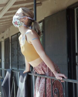 Lucy Fry Instagram - Lock down, pictured by my awesome neighbour @oshoveit