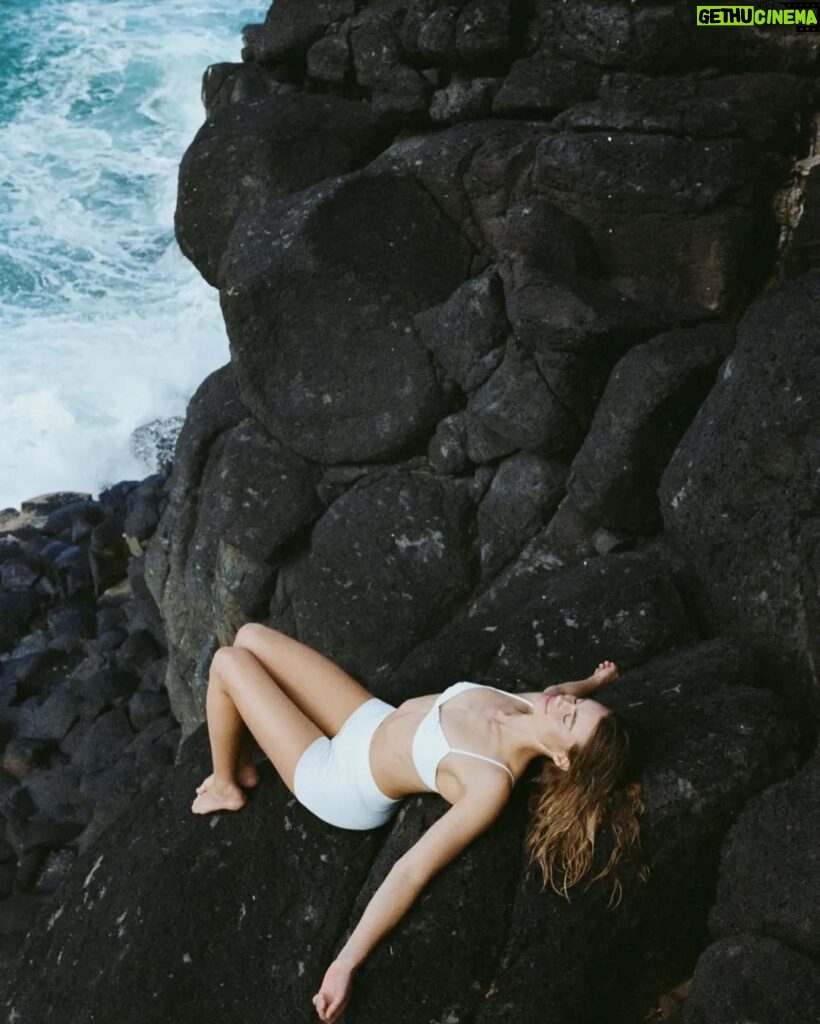 Lucy Fry Instagram - A dreamy day in a favorite place 🌊 Thank you @thelaterals magazine for talking with me about Night Teeth and Godfather of Harlem Australia