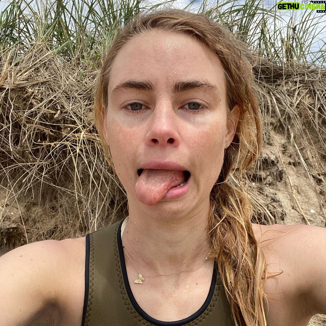 Lucy Fry Instagram - Montauk 🌊 pre surf/post surf, time with the doggos, friends and mama ocean