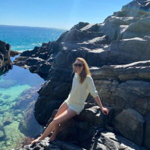 Lucy Fry Instagram - 🧜‍♀️ mer-frys 🧜‍♀️