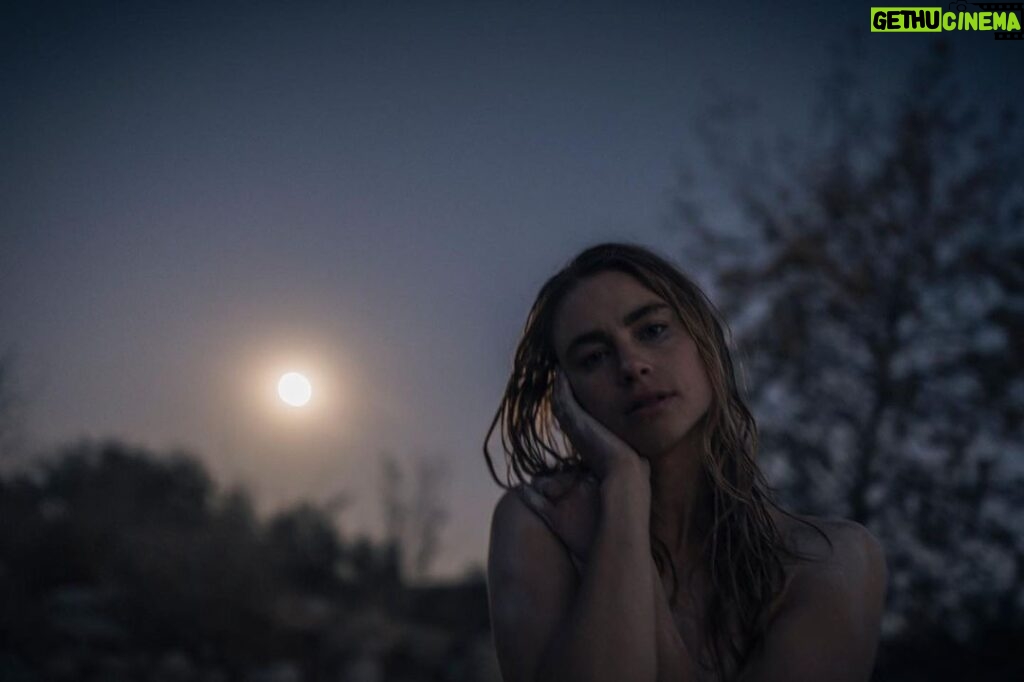 Lucy Fry Instagram - Every woman has a story of resilience. Like the moon, who travels through darkness to become full again.