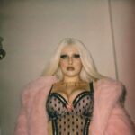 Lucy Loone Instagram - bagel angel 🥯 👼 💍 💖