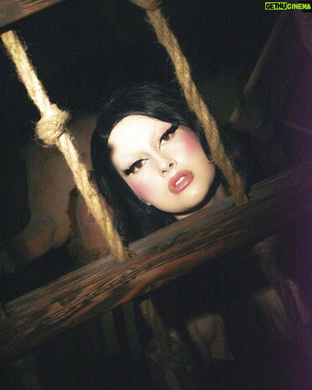 Lucy Loone Instagram - ðð at the @torture_museum shot by @noahgonza1ez ðĪðąðŠðŠĪðŠâ°ïļ