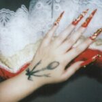 Lucy Loone Instagram - are you ready to eat it up tonight at 9pm PST???? only 3.5 hours left to wait💋♥️🎈🥀🎁🍓🍒🍎🌶🍟🥊👠🥩✂️🍝🖍🦞🦐🪓🥫❤️‍🔥🩸