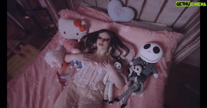 Lucy Loone - 5.2K Likes - CRIMINALLY UNDERRATED