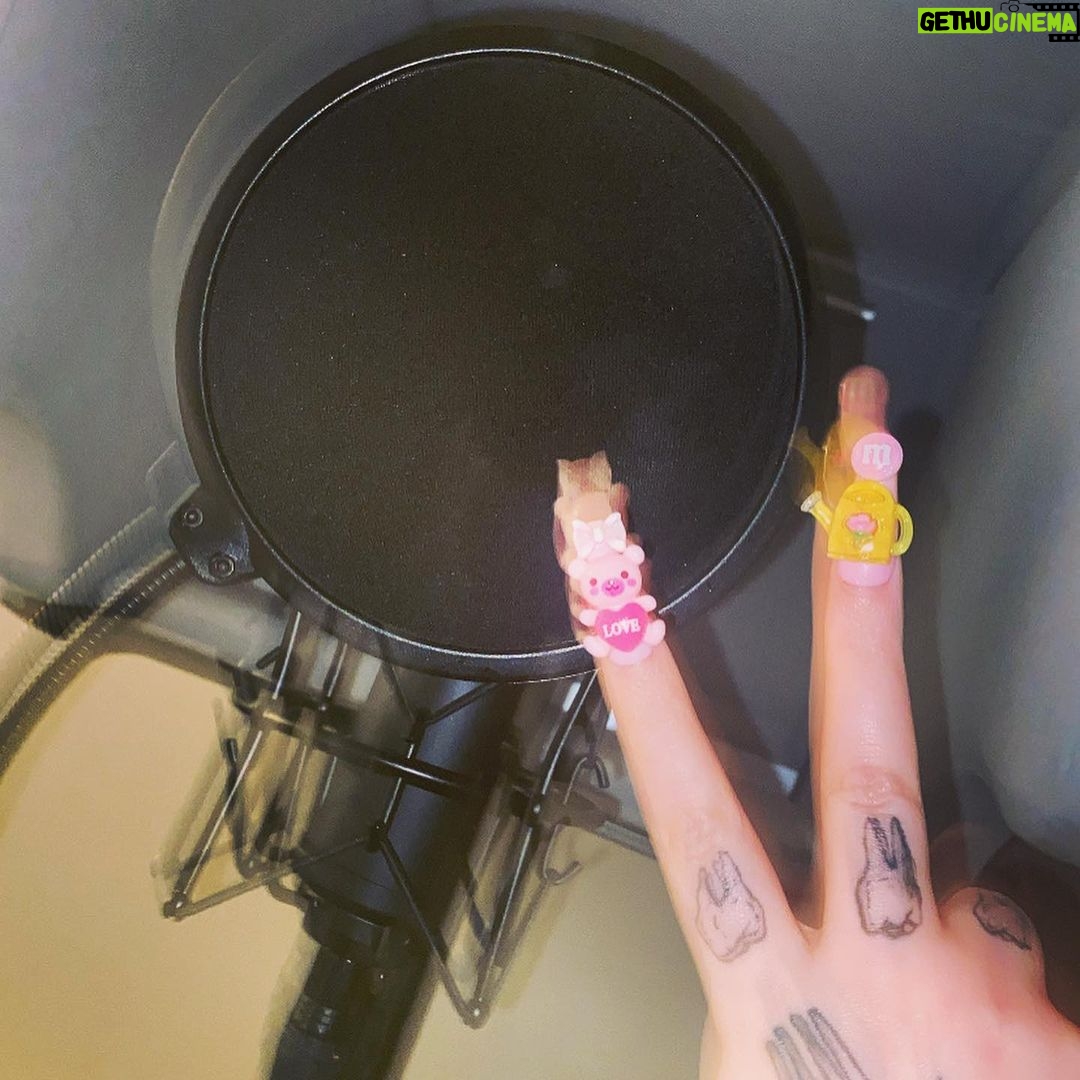 Lucy Loone Instagram - ππ§Έππππ€βοΈβοΈ