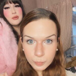 Lucy Loone Instagram - 💘🧸💭🙏🌟🤍☁️☁️