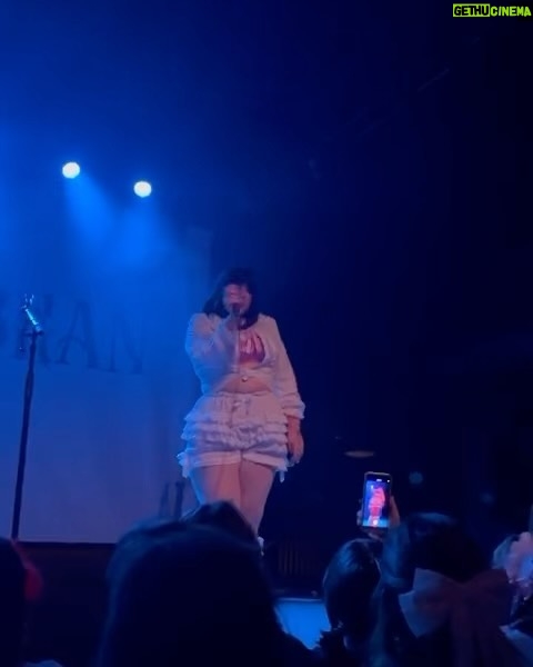 Lucy Loone Instagram - great show tonight, thank u sm cambridge 💝💝 nyc, u r next <3 yaaaaahhhhh😽🎈