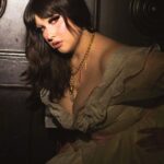 Lucy Loone Instagram - more photos from hollywood forever cemetery show in los angeles 11/17 ♡♡ shot by @noahgonza1ez ♡♡ See u tonight minneapolis! • ◡•
