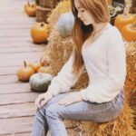 Lucy Paez Instagram - Hello Pumpkin !!! 🎃🧡🎃... I’m So Glad I Live In A World Where There Are Octobers !✌️🧡 ▪️ ▪️ ▪️ #pumpkin #october #canada #autumn #fallcolors #younghollywood #actresslife #mylifestyle #tweenfashion #fashionphotography #makeithappen #yougotthisgirl #enjoythelittlethings #loveyourself #hereicome #followyourdreams #shinebright #mymagicalmoments #lucypaezofficial