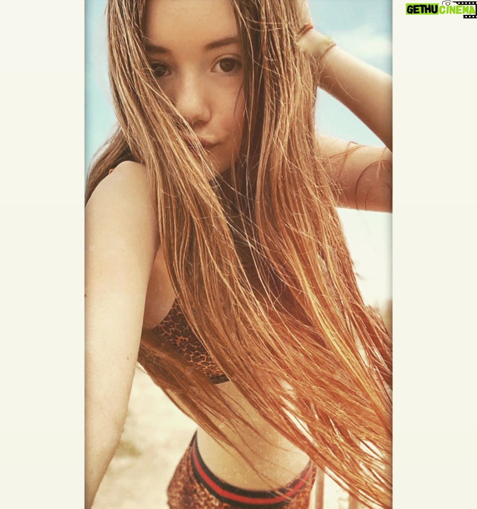 Lucy Paez Instagram - Happiness Is Salty Hair 🌴🌴... & Ocean Air ☀️🌊🏖 ▪️ ▪️ ▪️ #vitaminsea #recharge #messyhair #beach #happyme #actresslife #mylifestyle #tweenfashion #fashionphotography #makeithappen #yougotthisgirl #enjoythelittlethings #loveyourself #hereicome #mypassion #followyourdreams #shinebright #mymagicalmoments #lucypaezofficial