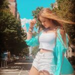 Lucy Paez Instagram – Hello, City 🍎🚕🗽… You’re Looking Gorgeous Today !! ♥️💙♥️
▪️
▪️
▪️
#newyork #empirestatebuilding #younghollywood #actresslife #mylifestyle #tweenfashion #fashionphotography #lucypaezofficial