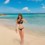 Lucy Paez Instagram - summer shmood🌺🌞🌴🐚 Paradise Island, Bahamas