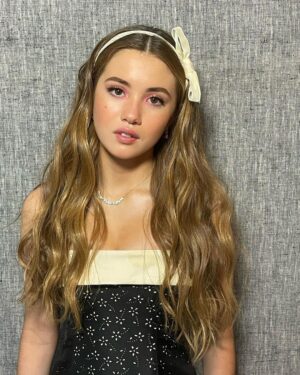 Lucy Paez Instagram - My character Zoe never got to wear a dress like this in #TheMother but would’ve stunned the baddies if she had this fab @philosophyofficial dress & killer heels from @blacksuedestudio The film drops May 12th on @netflix get your popcorn ready @jlo @nikicaro
#styled by @marc_eram 
#hair by @rebekahforecast 
#makeup by @gitabass