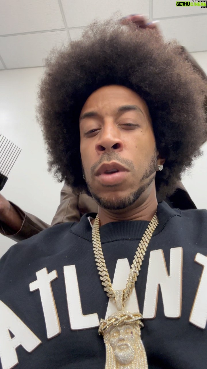 Ludacris Instagram - Typical Sunday In Colorado 🔥💨